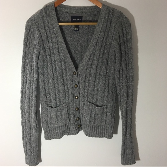FOREVER 21 Women’s Sweater SMALL - Picture 1 of 6